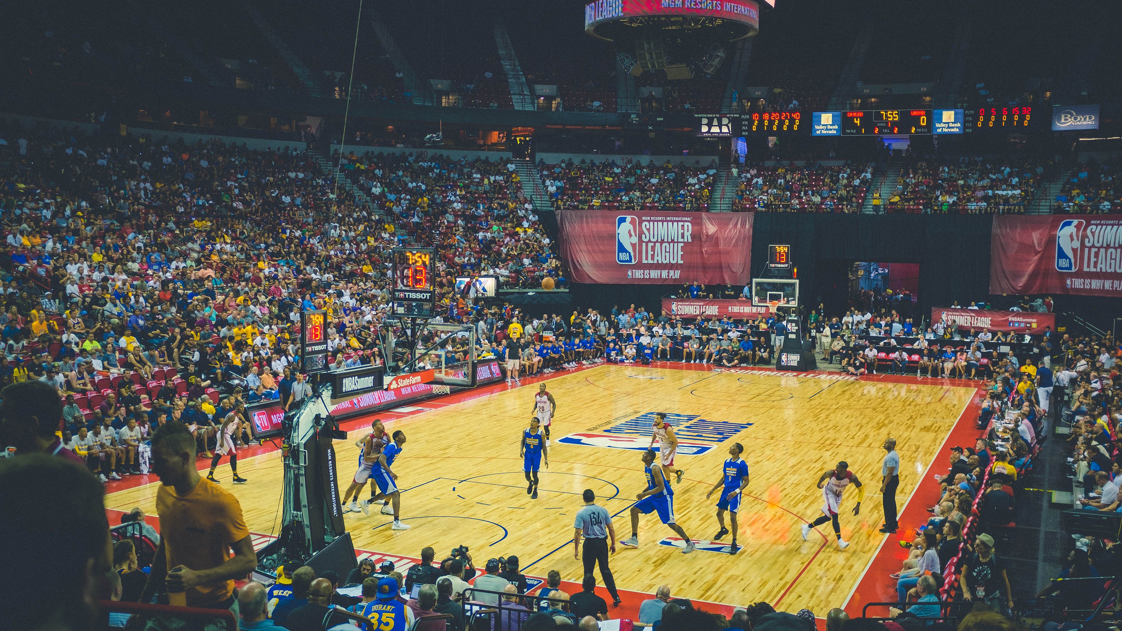 世界杯之夜，卡马文加的全能风暴