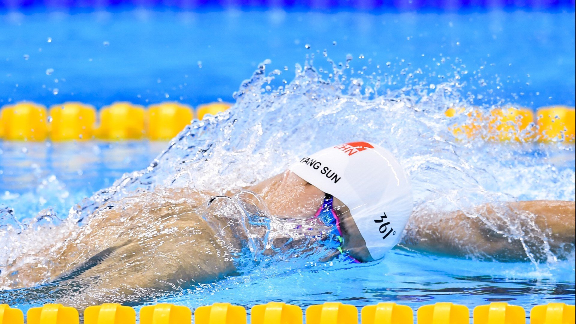 新王登基，辛纳扛旗戴维斯杯完胜法网，定义网球新时代